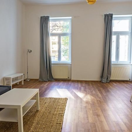 Vienna City Apartments 1090 Виена Екстериор снимка